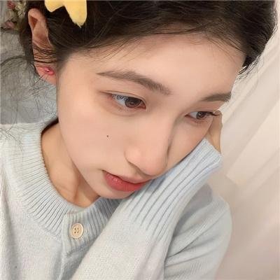 少许灰烬